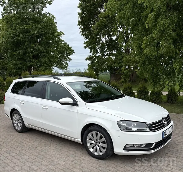 Volkswagen Automašīna ļoti labā tehniskā un vizuālā kārtībā. 