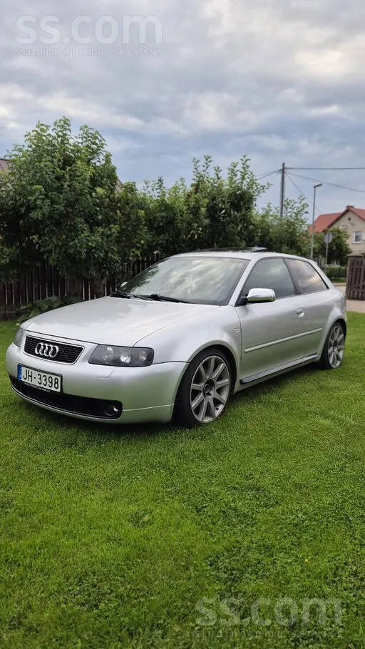 Audi Pārdod Audi S3, 2003. 