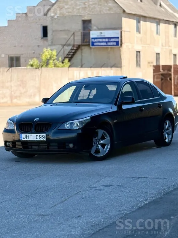 BMW 530