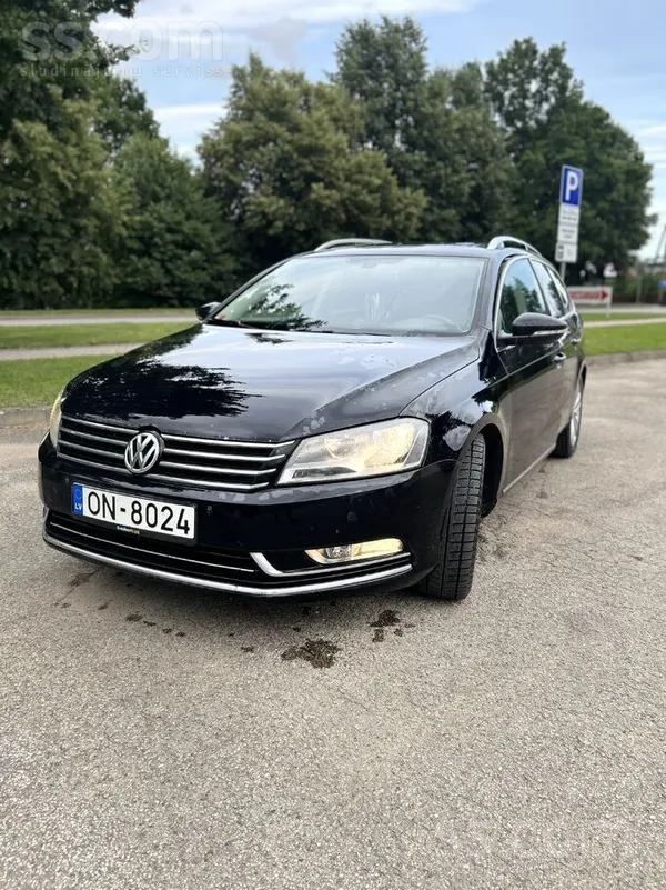 Volkswagen Pārdod passat b7 2011 gada 