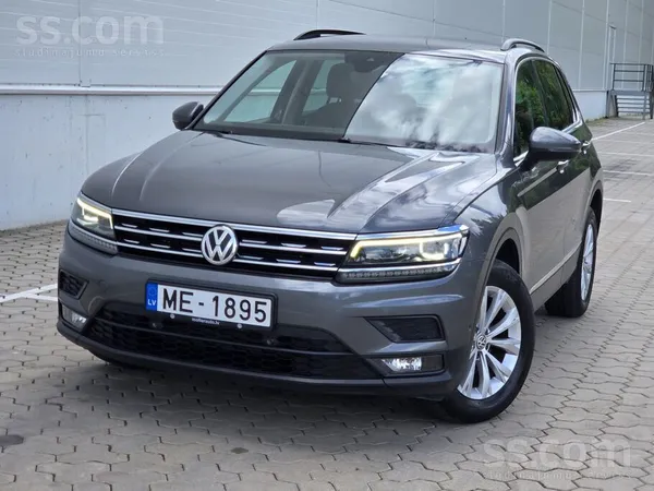 Volkswagen Tiguan - 1