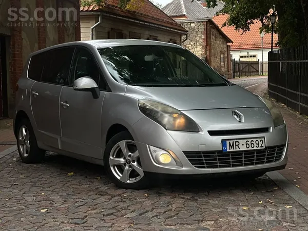 Renault Pārdod Renault Megane Scenic, 2011. gada modelis, 