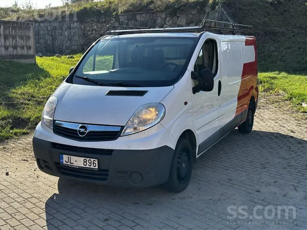 Opel Продам рабочий бус Opel Vivaro 2.0 дизель 84кв, с 
