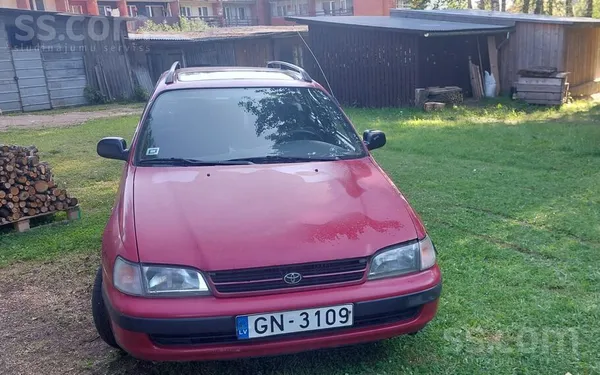 Toyota Carina