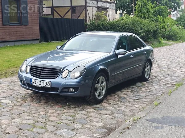 Mercedes Pārdod Mercedes E270, 2.7D, Automats, Sedans, Avan