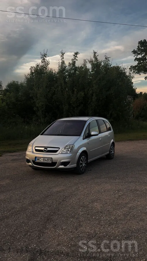 Opel Pardodas opel meriva ar 1.7 (74kw)dizela motoru ka