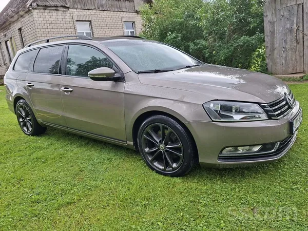 Volkswagen Pārdodu uzticamu auto, ļoti ekonomiska, ietilpīga,