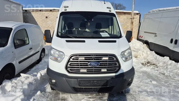 Ford Pārdod uzticamu un jaudīgu Ford Transit kravas fur
