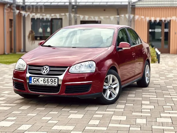 Volkswagen Tehniski labā stāvoklī. Auto iegādāts dīlera centr