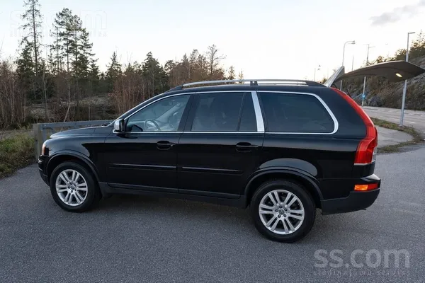 Volvo Pārdod Volvo Xc90 (7 vietas)