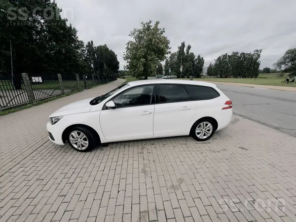 Peugeot Продаю Peugeot 308 SW, 2019 года выпуска, 1.5 дизе