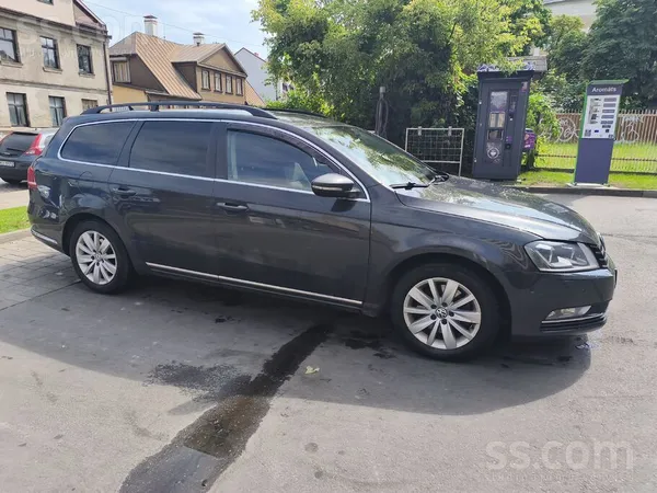 Volkswagen VW Passat B7 2.0 Tdi 103 Kw/140Zs dsg ;