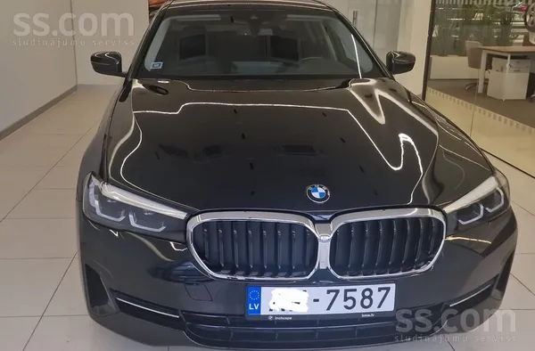 BMW Uzņēmums pārdod BMW 520d xDrive – pilnpiedziņa, te