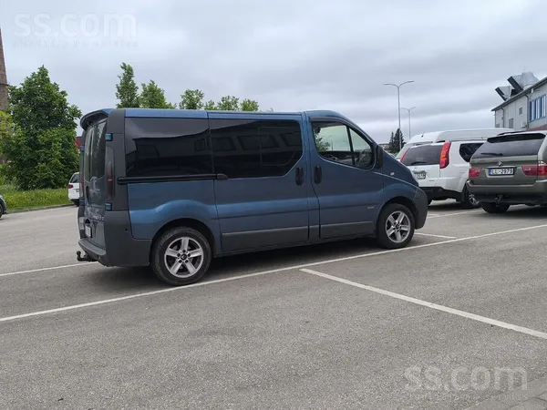 Opel Продам Opel Vivaro 1.9 дизель 9 мест. Всё что долж