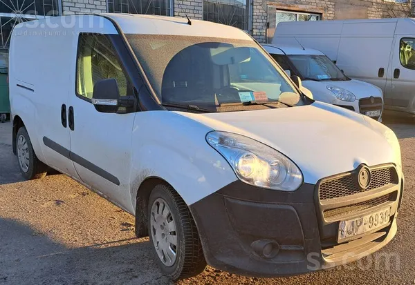 Fiat Sakarā ar autoparka atjaunošanu Uzņēmums pārdod Fi