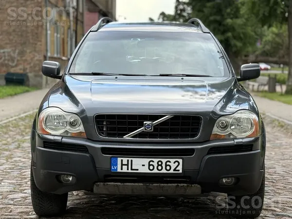 Volvo Pārdodu Volvo Xc90 2, 4d Automāts 120kw .