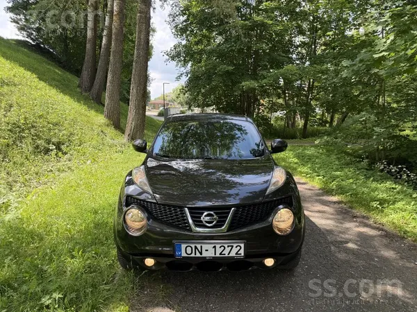 Nissan Только из Франции новый ТО хорошее состояние возмо