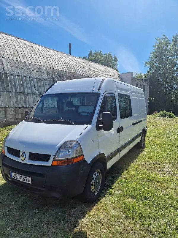 Renault Uzņēmums pārdod busiņi L3H2 Reanult Master 2009.g.