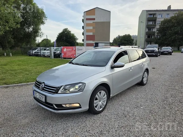 Volkswagen VW Passat B7 2012.g. 2.0d 103 kW dīzelis ar automā