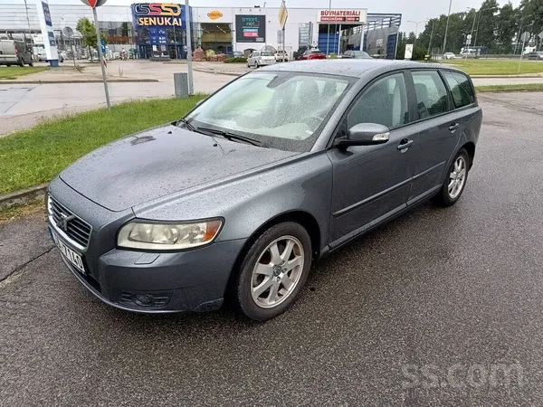 Volvo Volvo V50 2, 4 "gāze-benzīns"140zs, “Facelift” mod