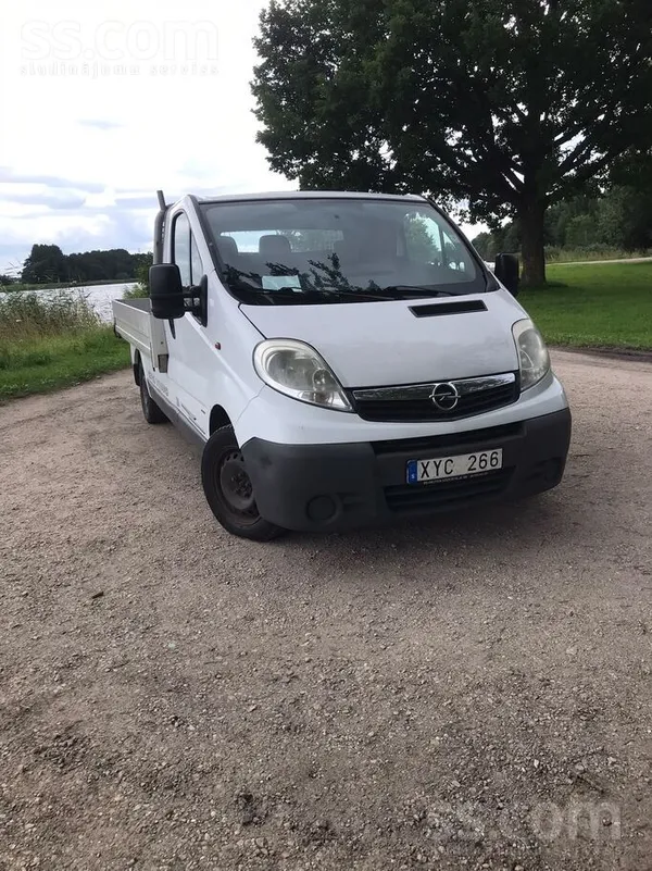 Auto no Zviedrijas, laba stāvokli, kondicioners, elektro spogulī, apsildāmie