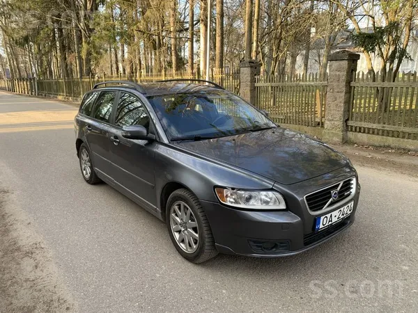 Volvo Volvo V50, 100kw, 2.0 dīzelis ar 6-pakāpju manuālo