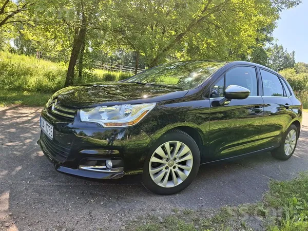 Citroen Pārdodu automašīnu ļoti labā stāvoklī gan vizuāli,