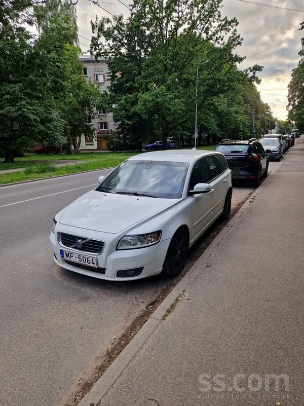 Volvo Pārdodu kopu V50 2.0D 100Kw. 2 īpašnieki, Latvijā 