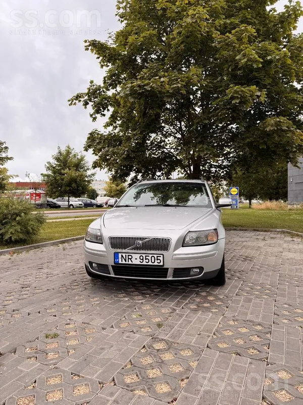 Pārdod Volvo V50 2.0D, 2006. gads 
Manuālā ātrumkārba
Nobraukums: 359 434k