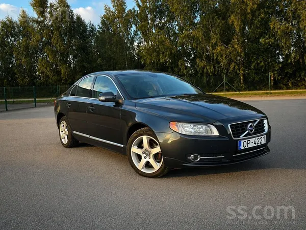 Volvo Pārdod Volvo S80 Facelift 2.4D D5 151 kW Automāts 