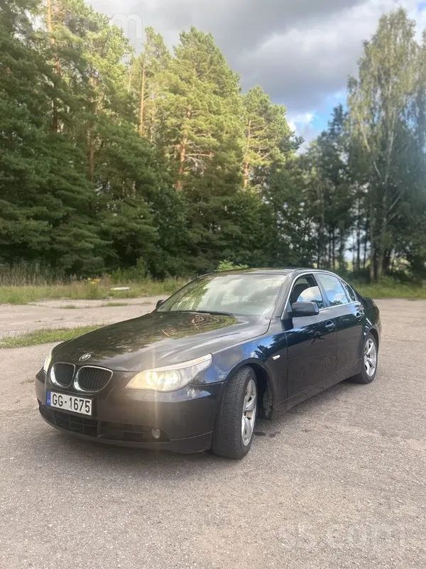 BMW Pārdodu BMW 530. 2003. gada izlaidums. Auto ir lab