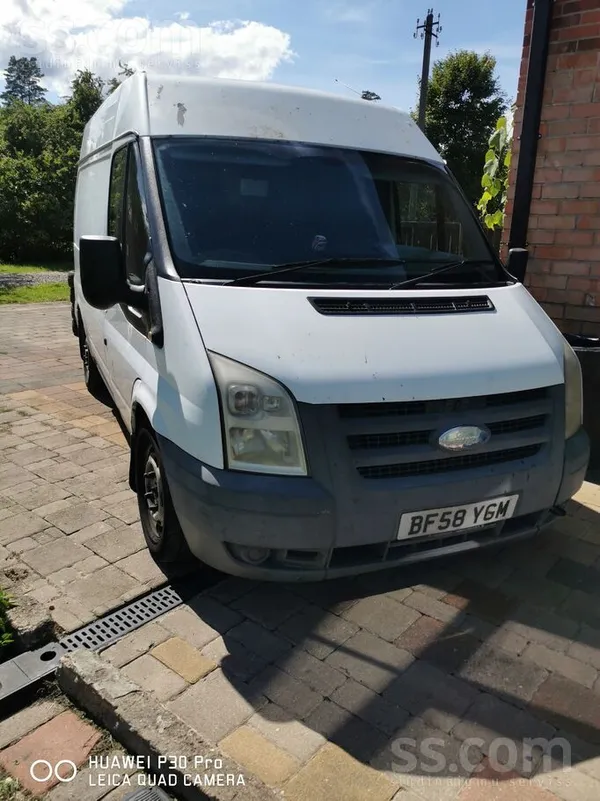 Ford Pārdodu Anglju ford transit, tehniski strādā labi,