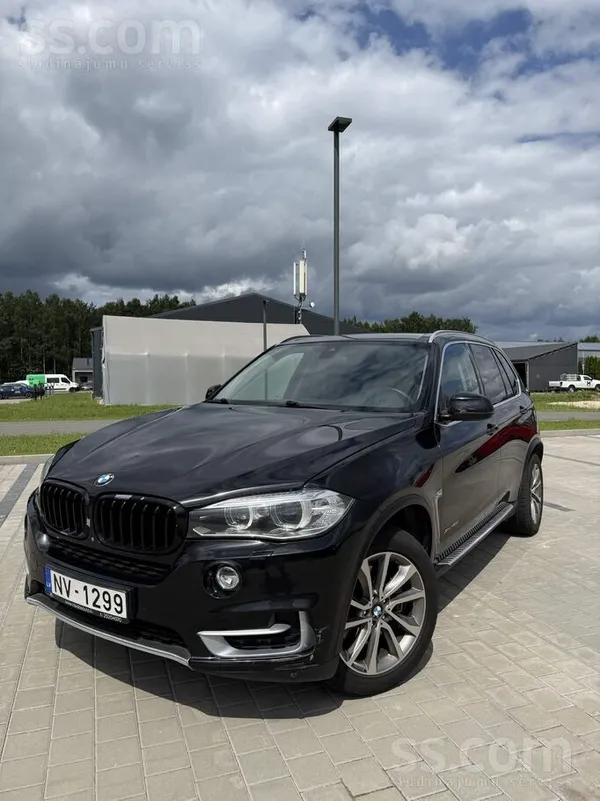 BMW BMW X5 xDrive40d F15 / 313 ZS / Pārdod īpašnieks /