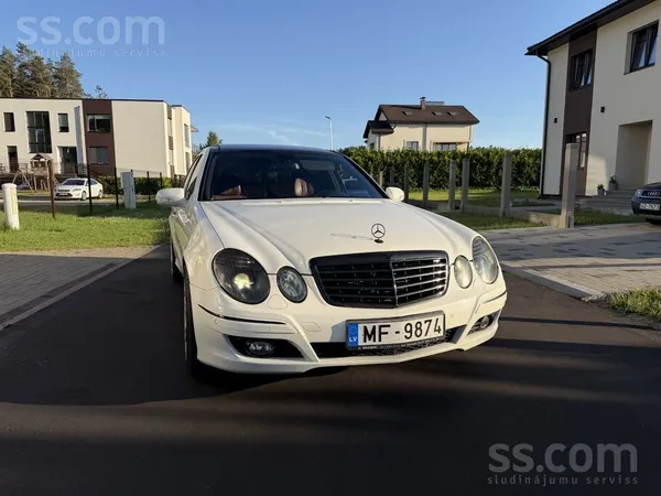 Mercedes Pārdodu labu MB E320.