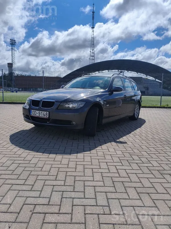 BMW Pardodu vai mainu Bmw320. 2007g. Manuala karba. La