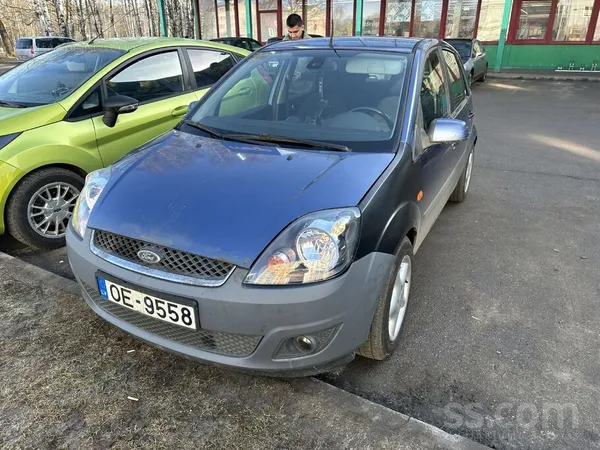 Ford Fiesta - 1