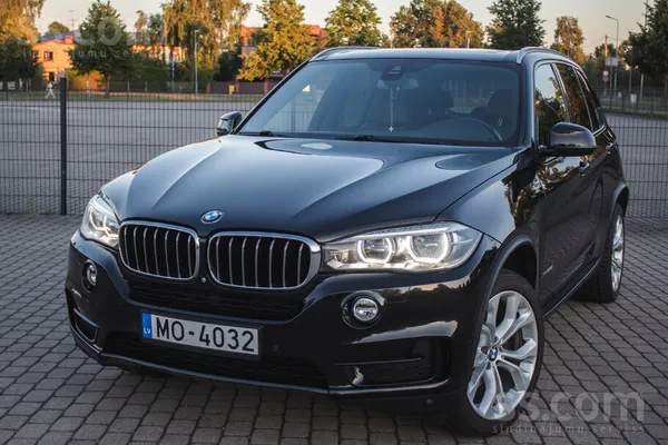 BMW X5 F15 3.0d Xdrive 190kw / 258zs. 
Pirmā reģistrācija 11.2013.

Pārdo