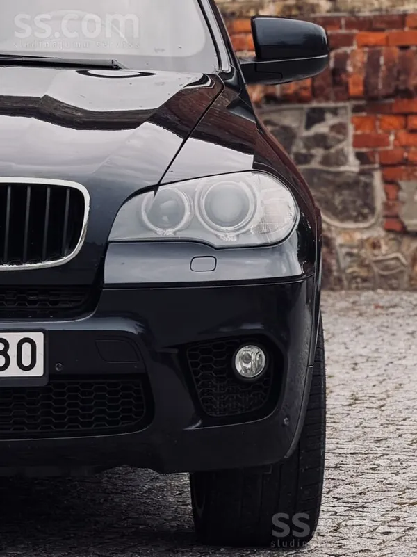 BMW BMW X5 E70 xDrive30d M Sport 3.0D 180 kW Hud Panor