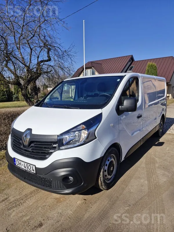 Renault Pārdodu Renault Trafic. Garā bāze. Pilnā masa 2990