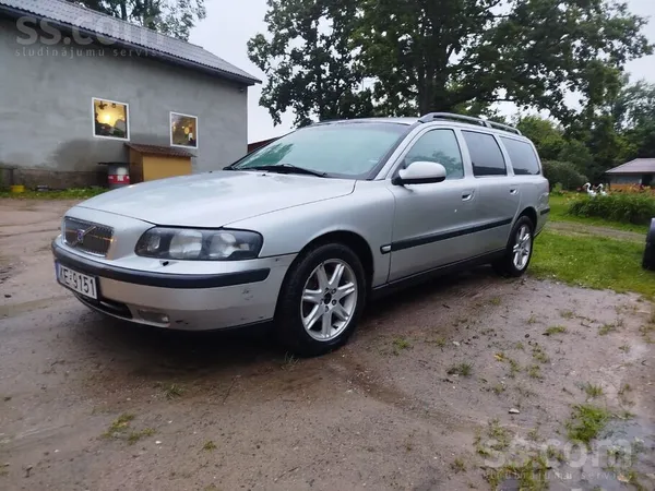 Volvo Pārdod Volvo v70, tehniskā apskate līdz decembrim.