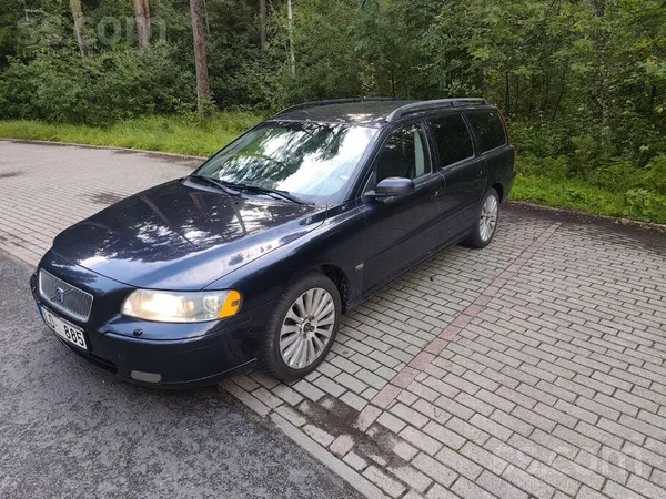 Tiek tirgots 2.5 turbo benzīns/gāze, brauc lab. Sīkāk tel. Продаю 2.5 турбо