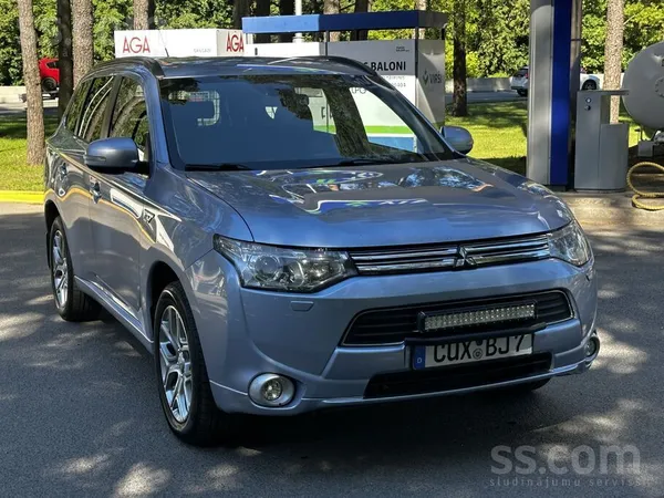 Mitsubishi Tikko ievests , Mitsubishi Outlander Phev 2.0 Plug