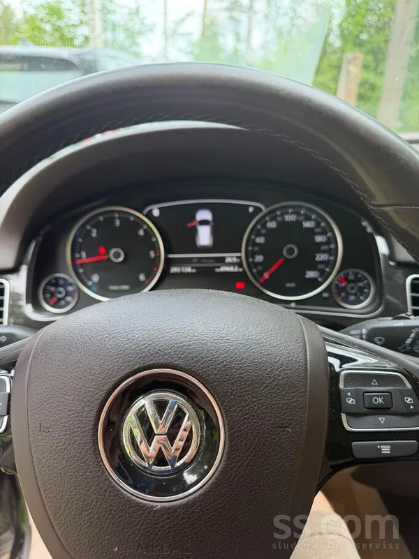 Volkswagen Pārdod Volkswagen Touareg 3.0 Tdi 4x4, 2012. gada 