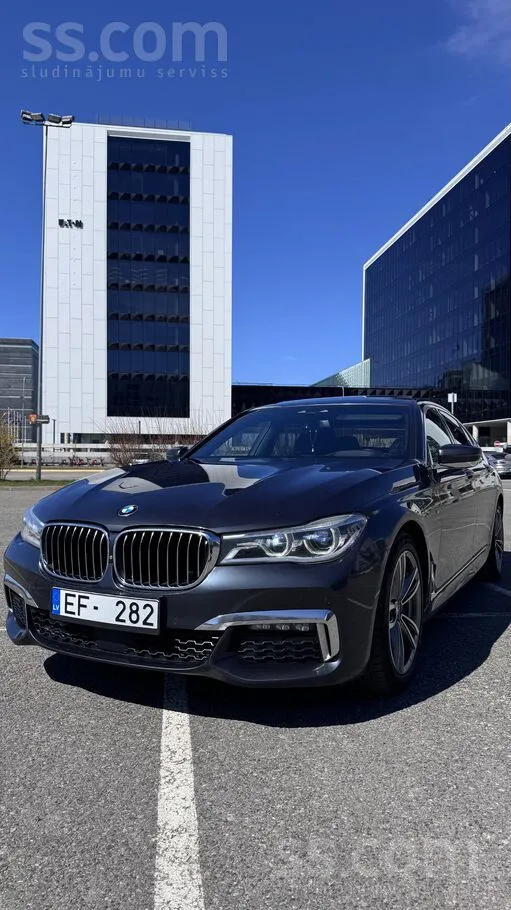 BMW 740D X-Drive ar bagātīgu komplektāciju. Apkopes ve