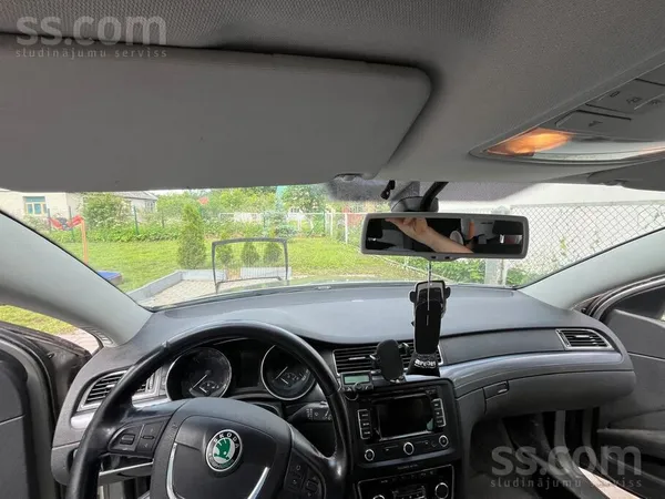 Skoda Pārdodu uzticamu un ietilpīgu 2011. gada Škoda Sup