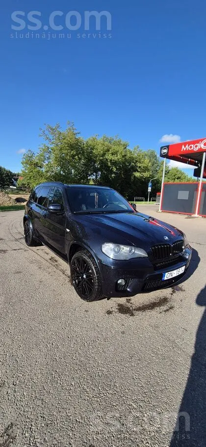 BMW Bmw x5 3.0d 2010 года