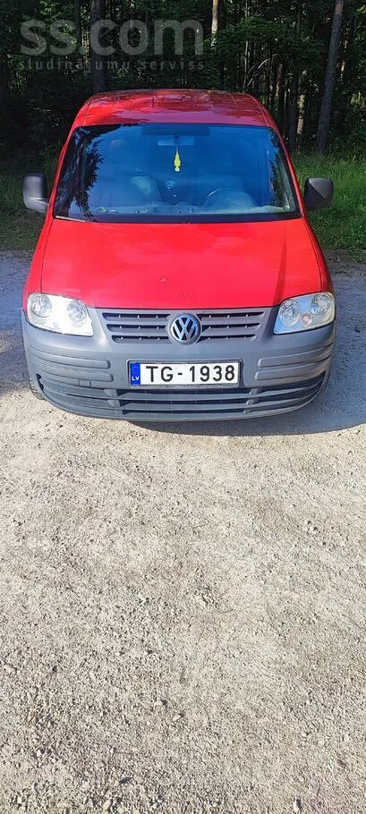 Volkswagen Pārdodu Caddy uz tehnisko jānomaina abas Faras 85€