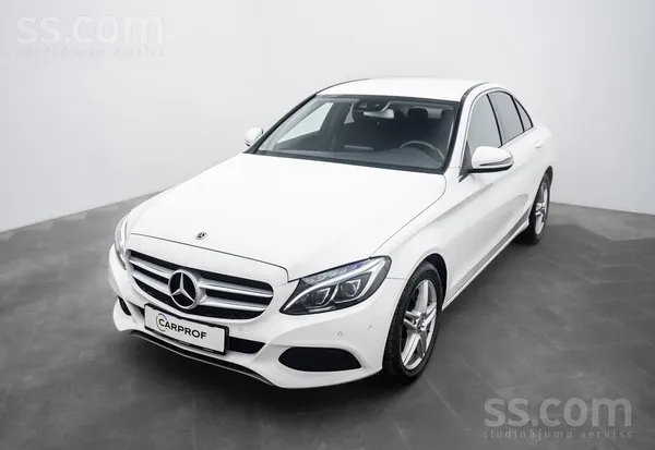 Mercedes-Benz C 180 D.
Virsbūve ir ļoti labā stāvoklī un automobilis ir
