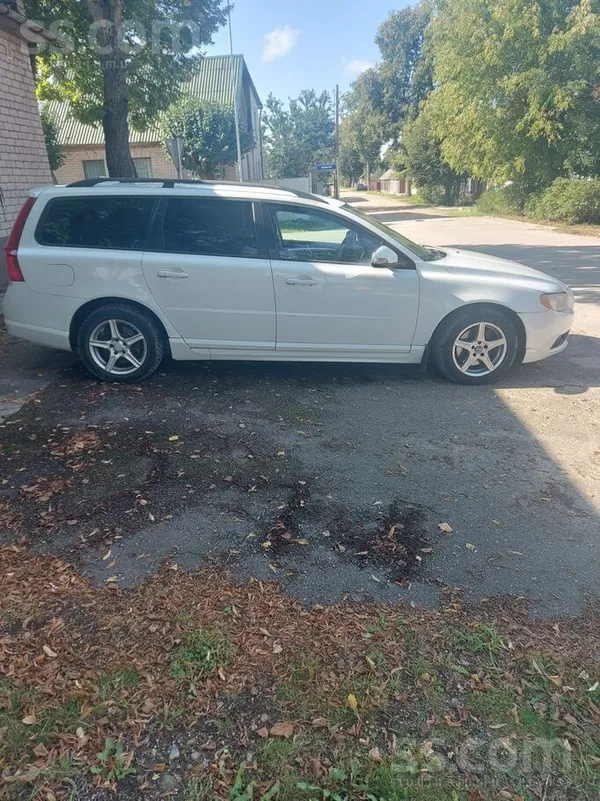 Volvo Pārdodu Volvo v70. 2.4D ar 120kw un automātisko āt