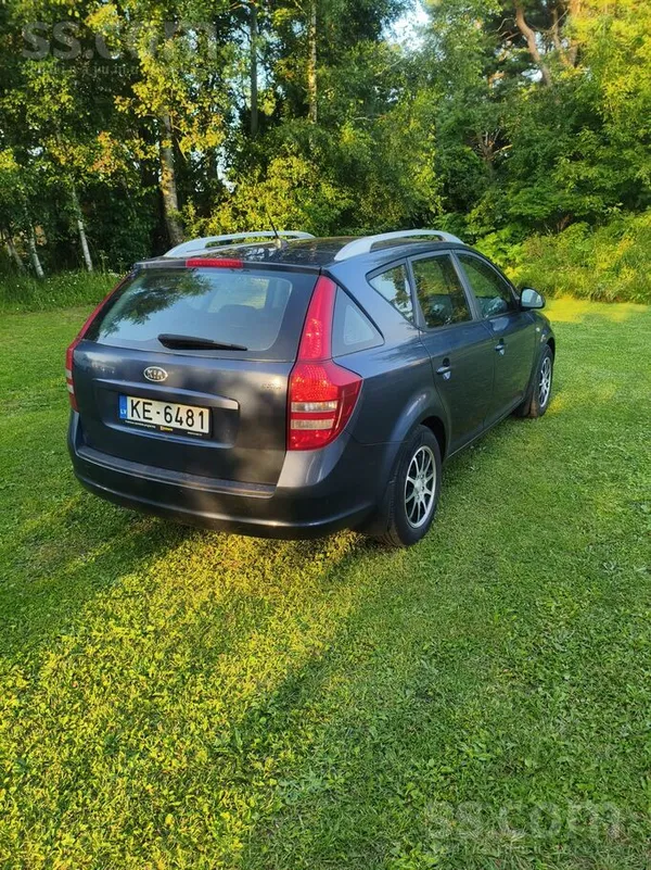 Pārdod ekonomisku auto, tikko iziet TA, par cenu iespējams vienoties.